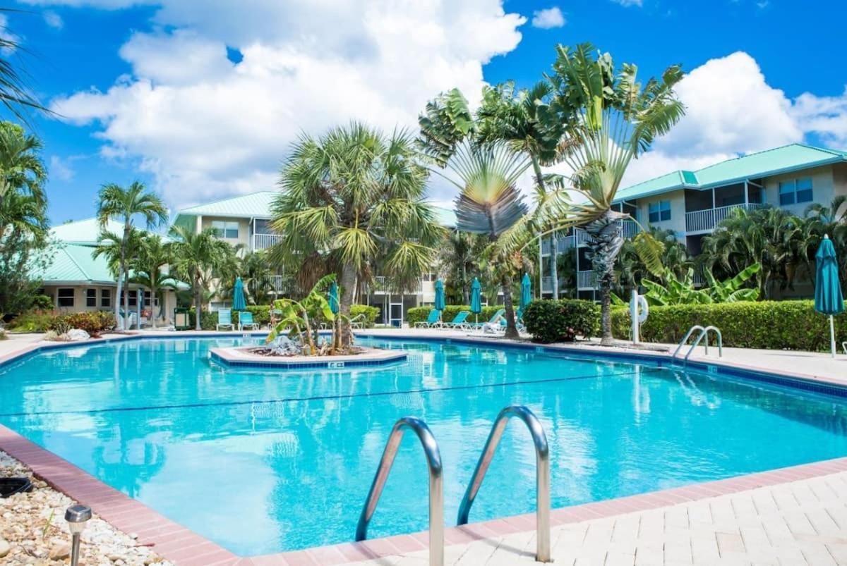 Beach Living At Plantation Village Blgs Τζώρτζταουν Εξωτερικό φωτογραφία